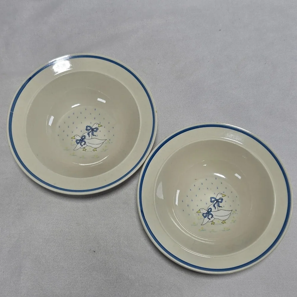 Vtg Tangshan Country Geese Soup Cereal Bowls Blue Bow Set of 4 rain drops 7.5